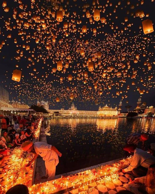 Celebrate Diwali with Khadi, Kolhapuris and Lanterns