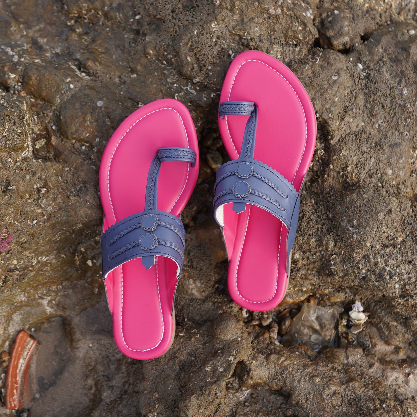 Women Kolhapuri | Vastra Super Soft Kols by NIIRA| Stylish & Comfortable | Handmade by Local Artisans