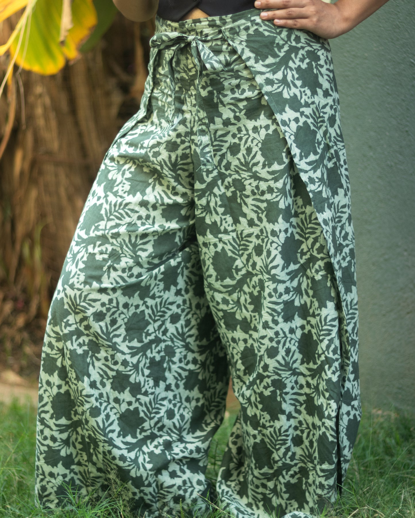 Khwabeeda Wrap around Pants - Hand block print (green)