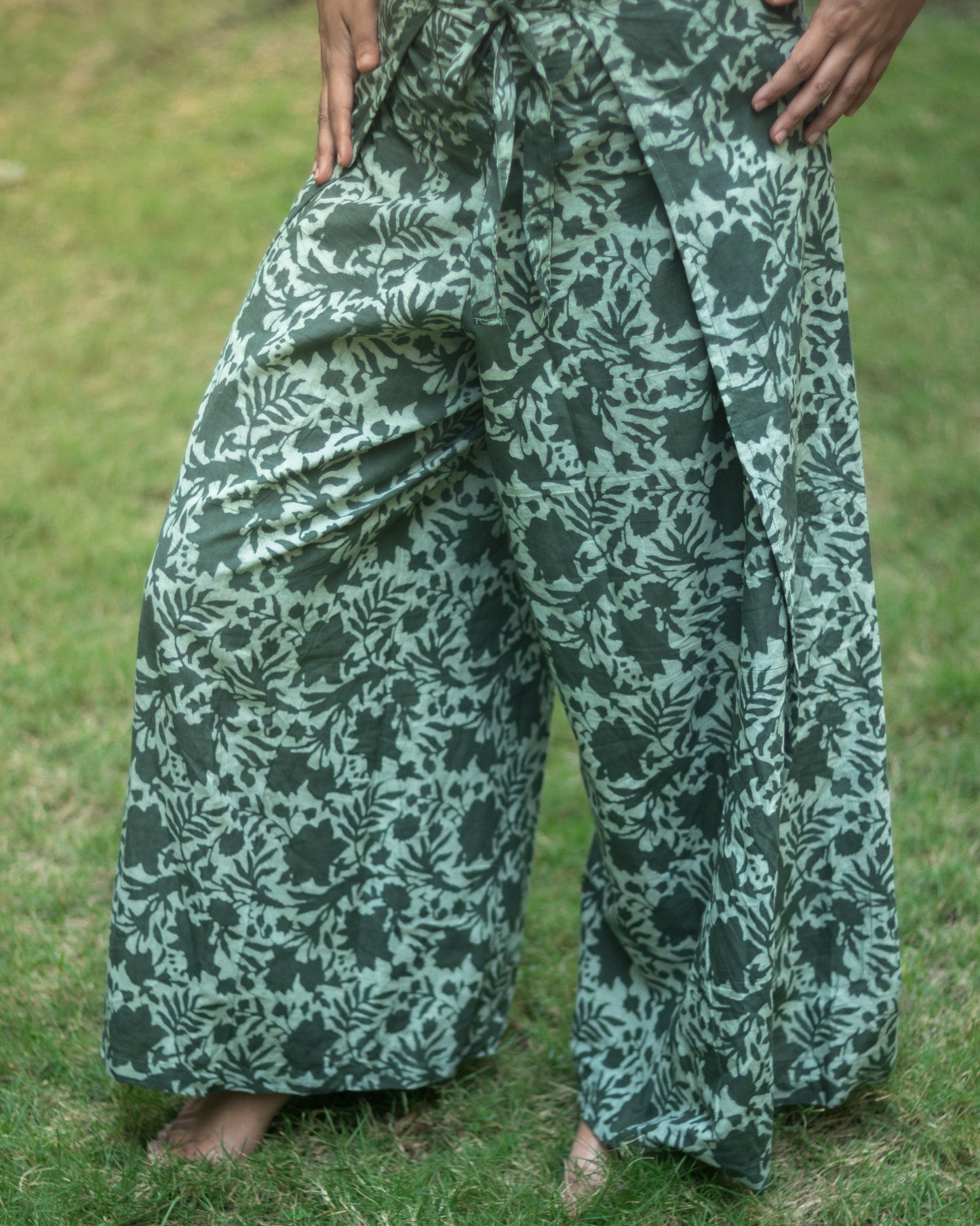 Khwabeeda Wrap around Pants - Hand block print (green)