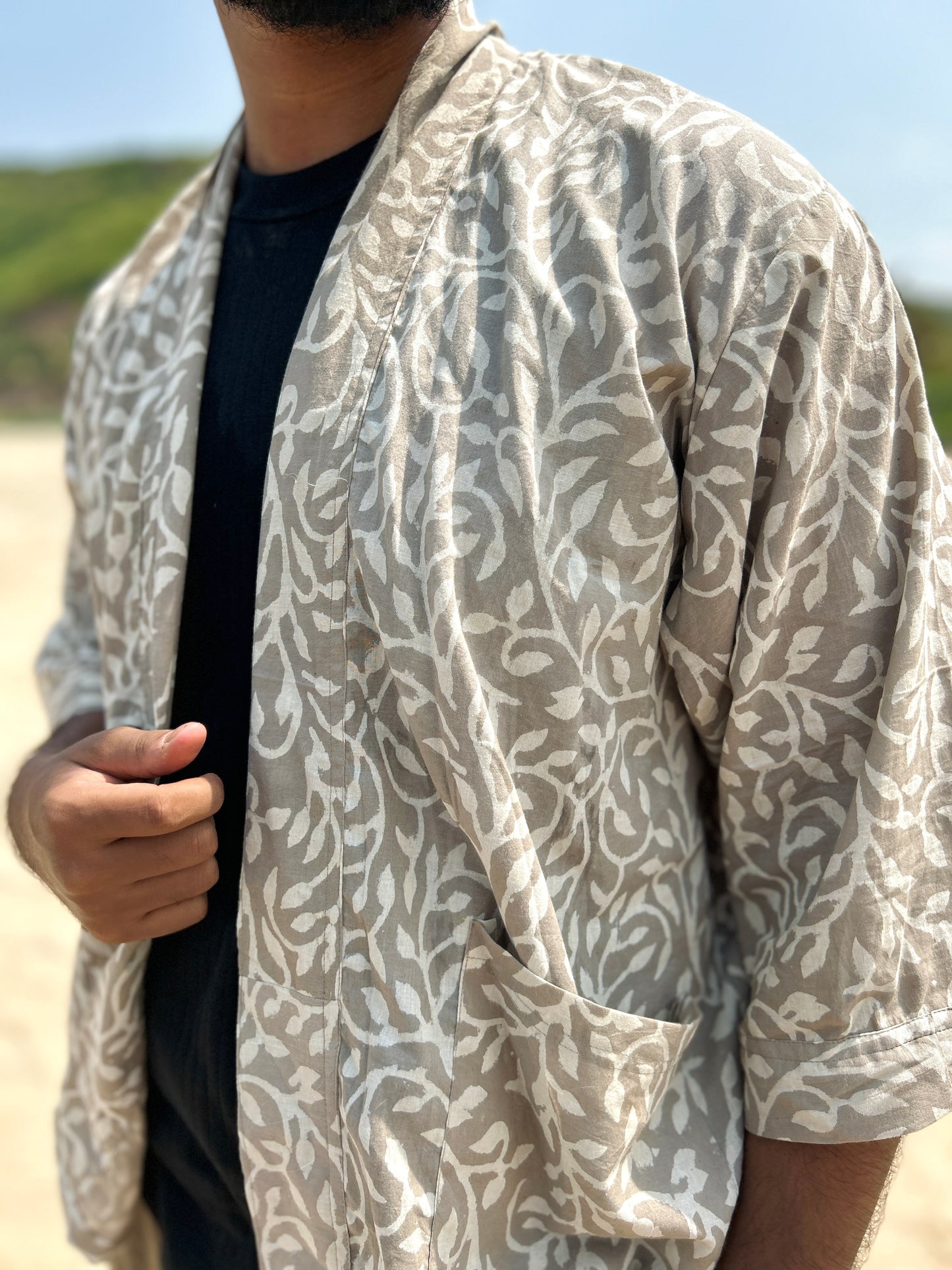 Raahi Shrug - Dabu Print - Unisex