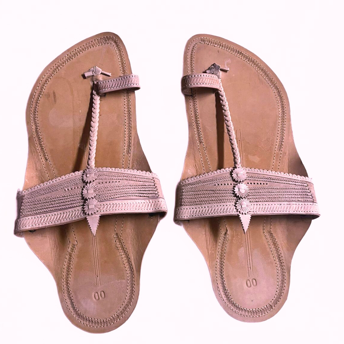 Carpet Kapahsi Kolhapuri Chappal - Car to Carpet