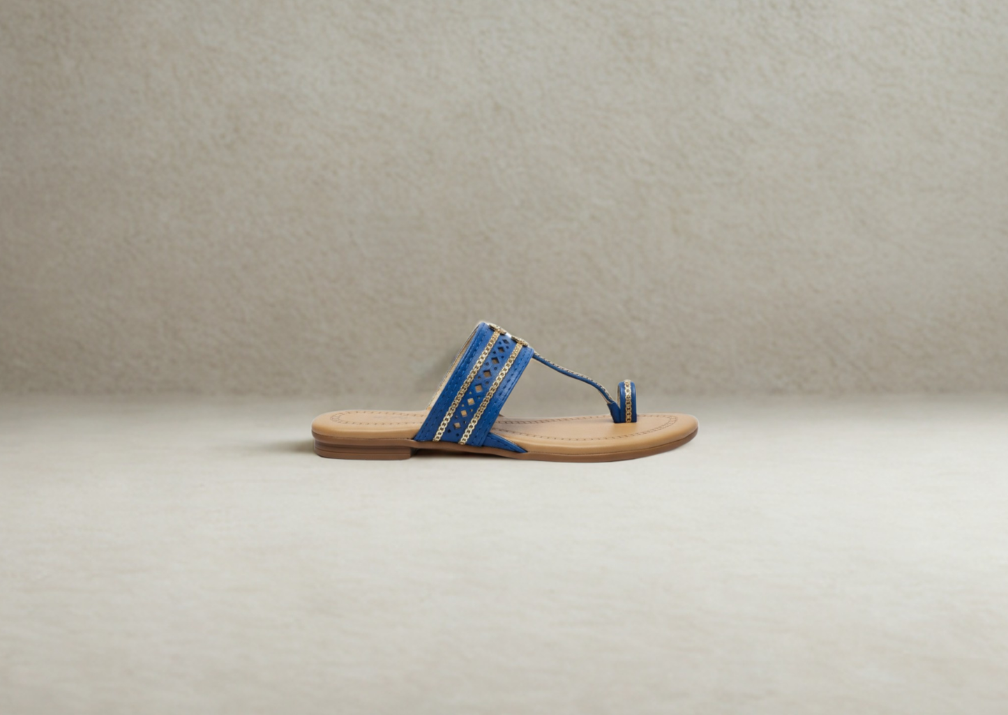 Women Kolhapuri | Flat Steps Super Soft Kols by NIIRA| Stylish & Comfortable | Handmade by Local Artisans