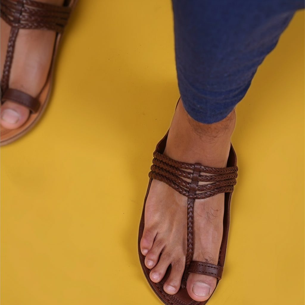 The Pointed Dark | Men | Leather Kolhapuri Chappal
