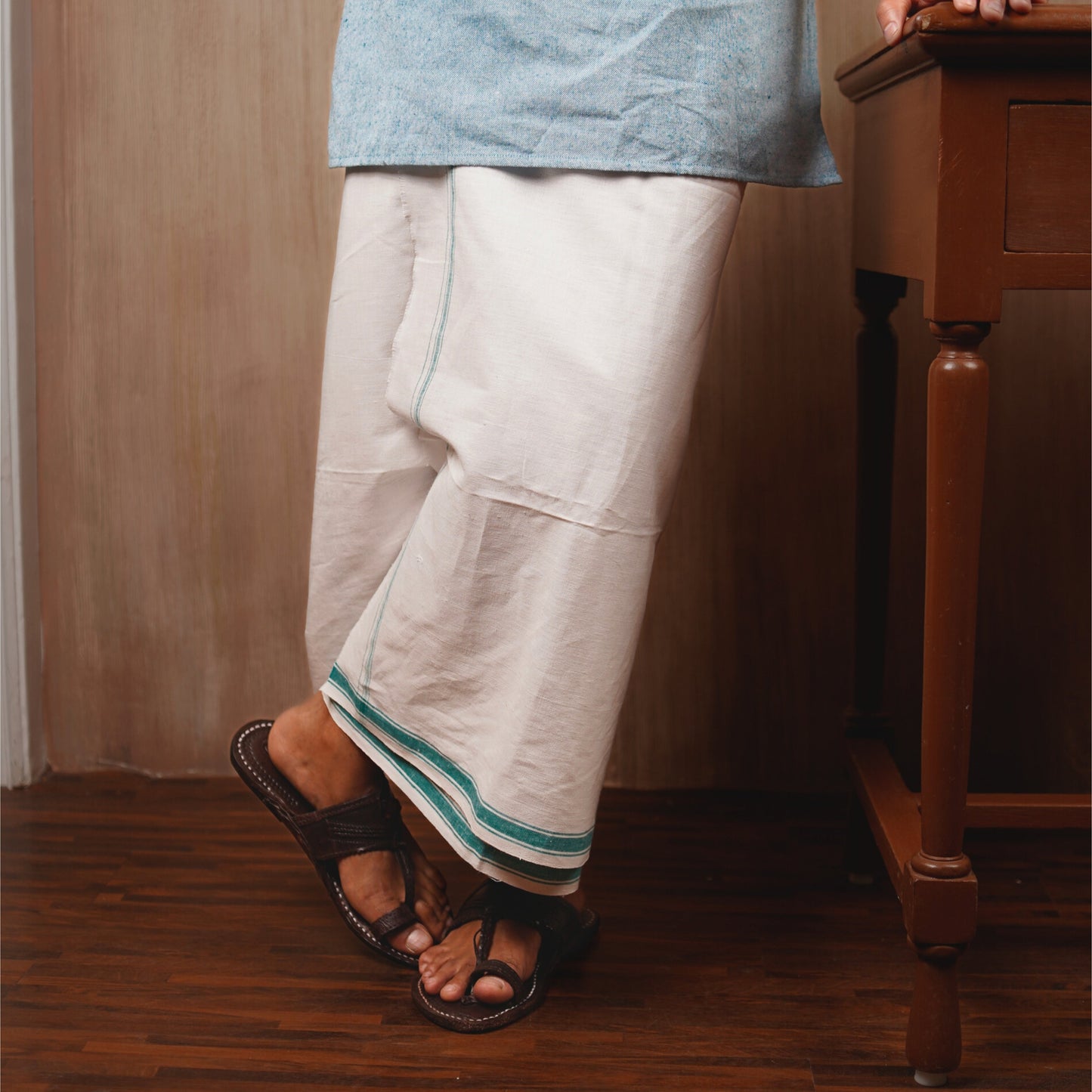 Khadi Lungi - White