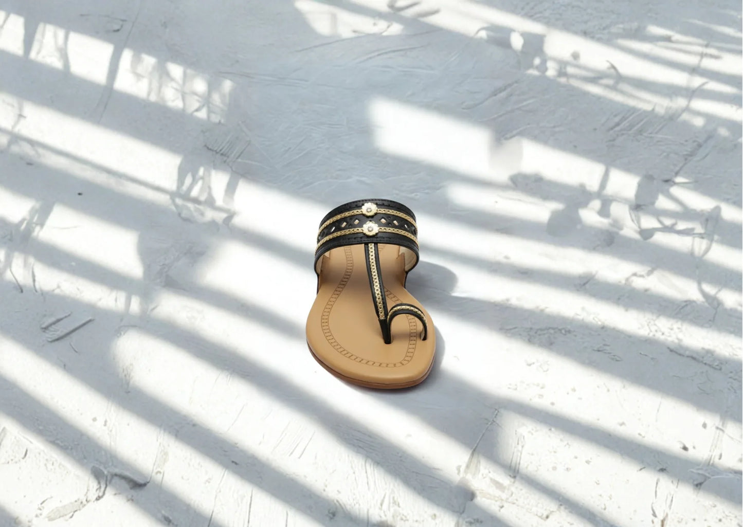 Women Kolhapuri | Flat Steps Super Soft Kols by NIIRA| Stylish & Comfortable | Handmade by Local Artisans