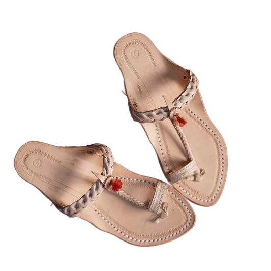 The Walk - Women's Kolhapuris with Heel