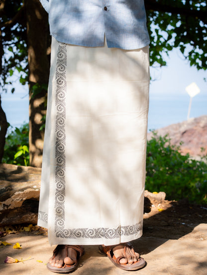 Kora Khaadi Dhoti - Lungi | Veshti | Pancha Wrap - White