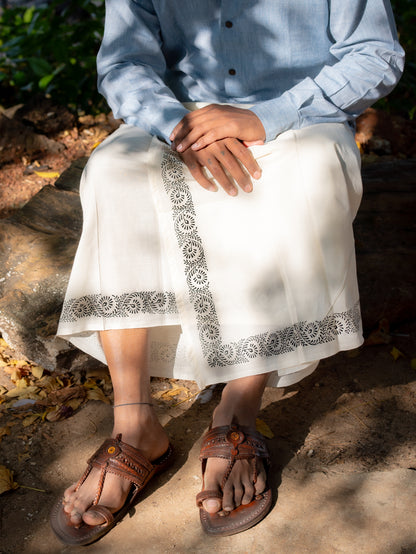 Kora Khaadi Dhoti - Lungi | Veshti | Pancha Wrap - White