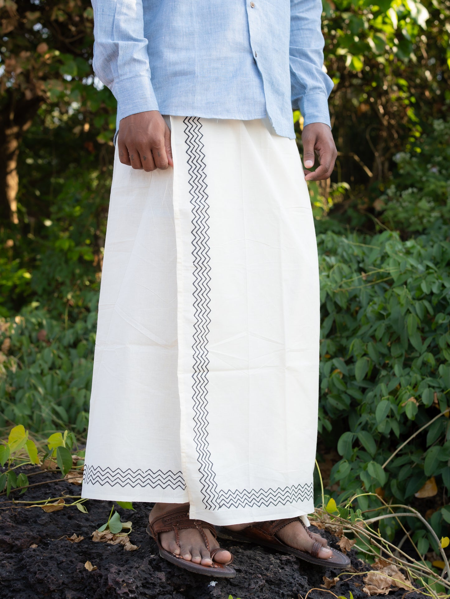 Kora Khaadi Dhoti - Lungi | Veshti | Pancha Wrap - White