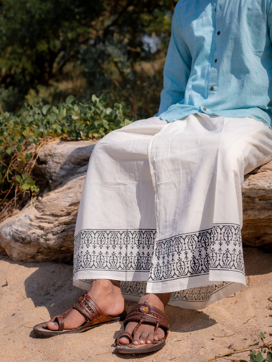 Kora Khaadi Dhoti - Lungi | Veshti | Pancha Wrap - White