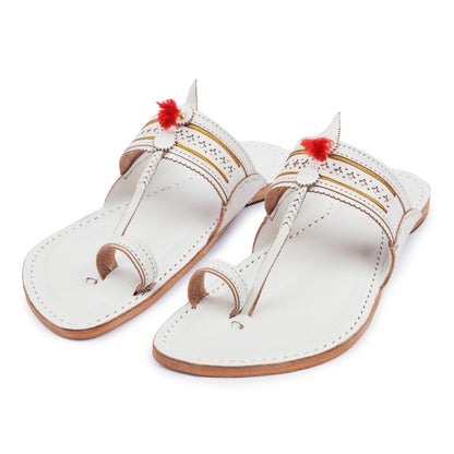 Korakari Authentic White Men Kolhapuri Chappal