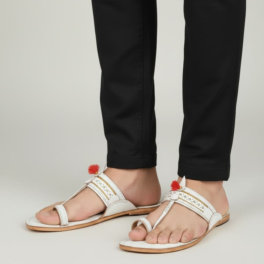 Korakari Authentic White Men Kolhapuri Chappal