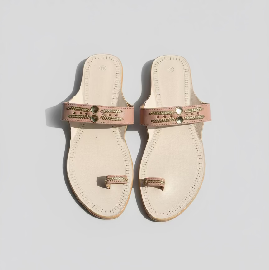 The Toe | Women | Leather Kolhapuri Chappal