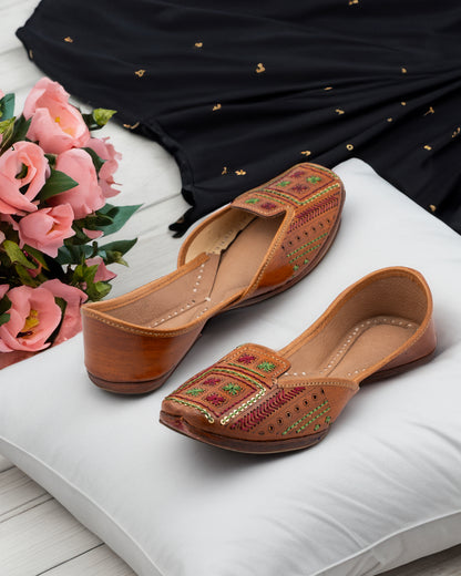 Korakari Artsy Tan - Women Jutti