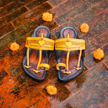 Double Contrast | Men | Leather Kolhapuri Chappal