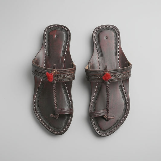 The Royal | Women | Leather Kolhapuri Chappal