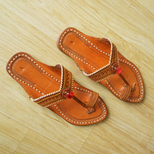The  Light Arrow String - Ladies Kolhapuri Chappal