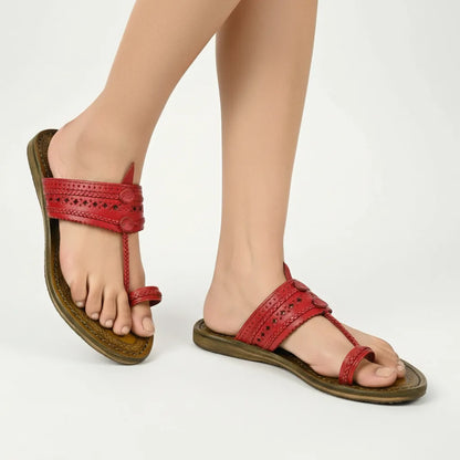 Karagiri Rachna | Women | Leather Kolhapuri Chappal