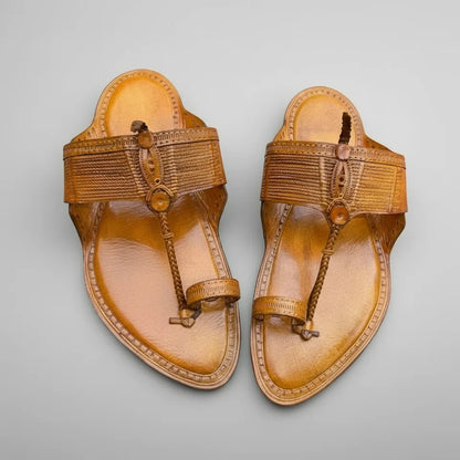 Karagiri  Divya | Men | Leather Kolhapuri Chappal