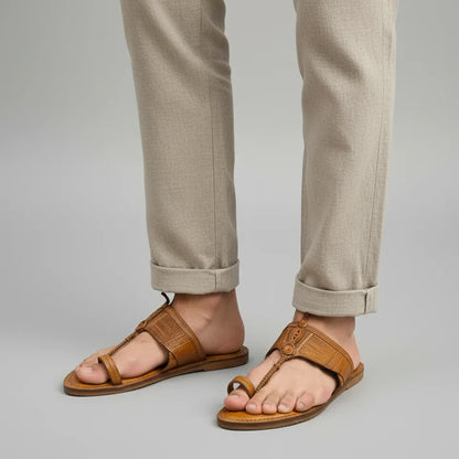 Karagiri  Divya | Men | Leather Kolhapuri Chappal