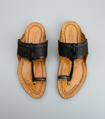 Karagiri  Kaalbind | Men | Leather Kolhapuri Chappal