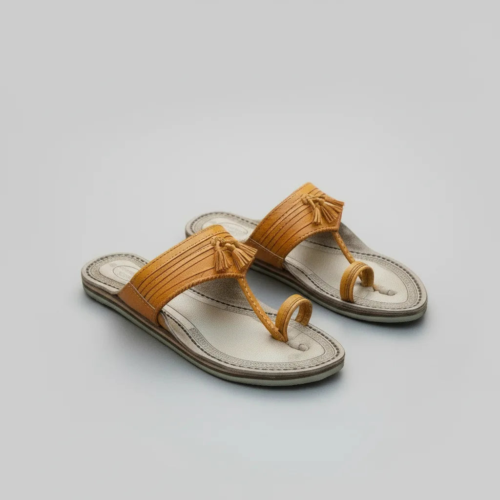 Karagiri  Sunehra | Men | Leather Kolhapuri Chappal