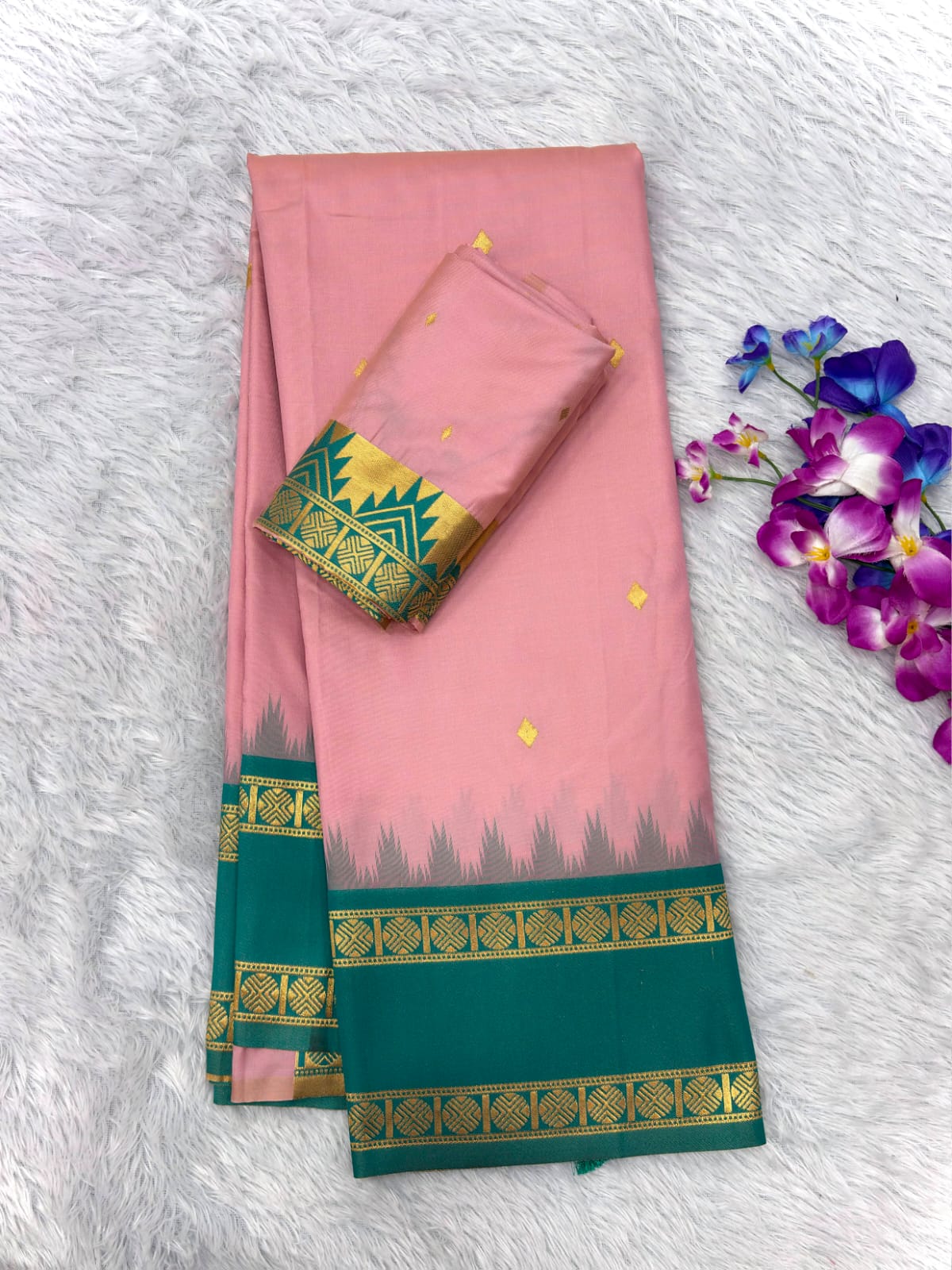 Ikkal Diamond Rudraksham Saree