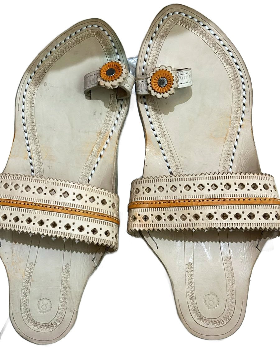 The Desi Toe - Women's Kolhapuris with Heel