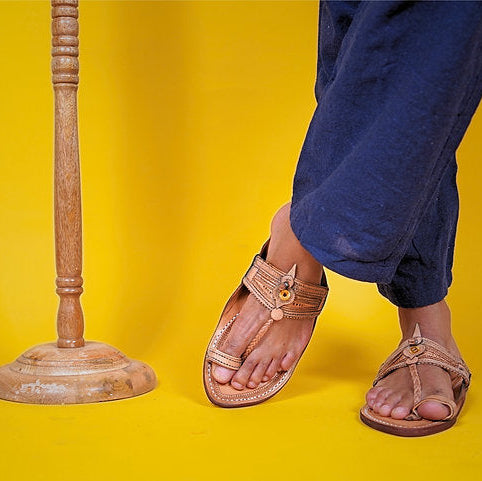 The Royal Light Kolhapuri Chappals