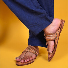 Light Kolhapuri Chappals